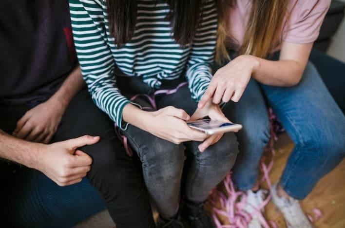 ¿Cómo afectan las redes sociales a la salud mental de los adolescentes?