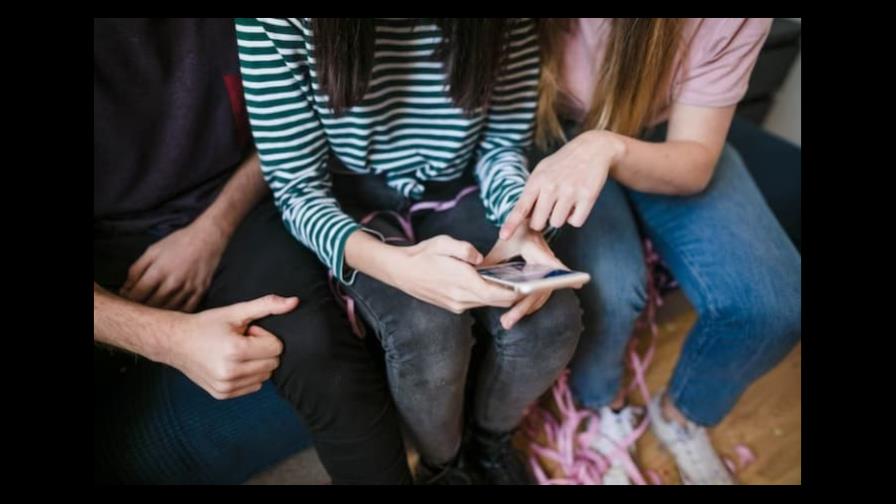 ¿Cómo afectan las redes sociales a la salud mental de los adolescentes?