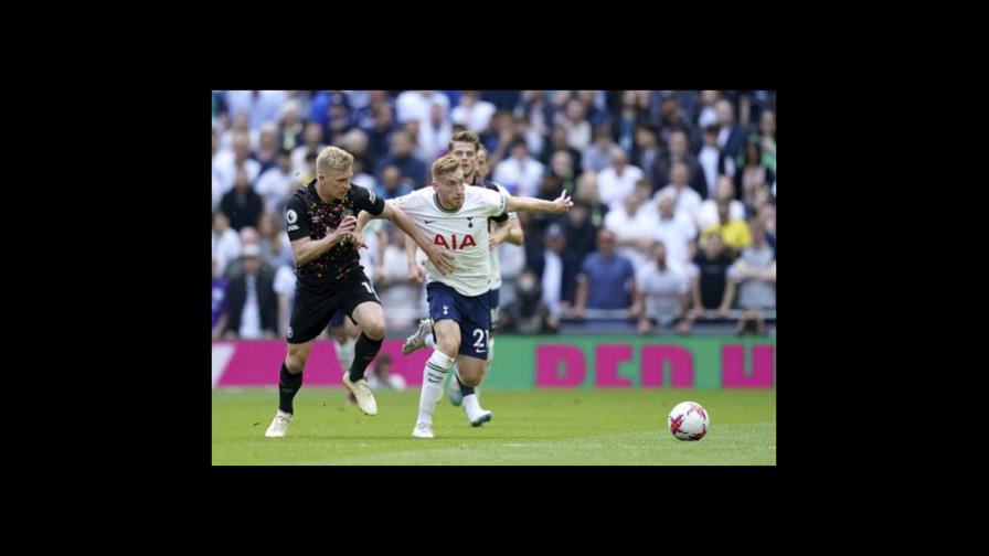 Tottenham se complica y pierde con el Brentford; Kane anota