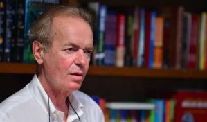 El escritor británico Martin Amis muere en Estados Unidos a los 73 años