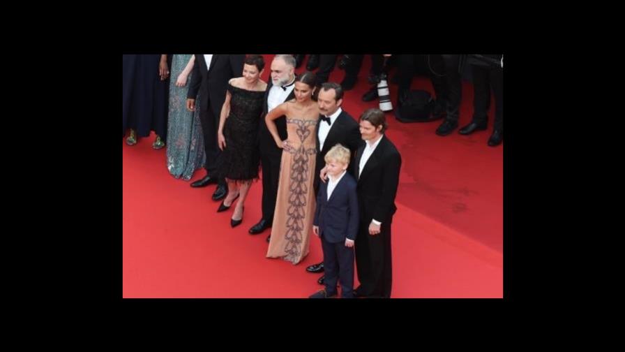 Alicia Vikander, Jude Law y Fassbender ponen el glamour en la alfombra roja de Cannes