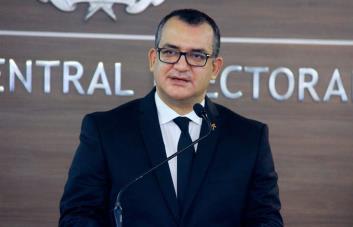 Junta Central Electoral deja abierta la precampaña electoral Junta Central Electoral deja abierta la precampaña electoral
