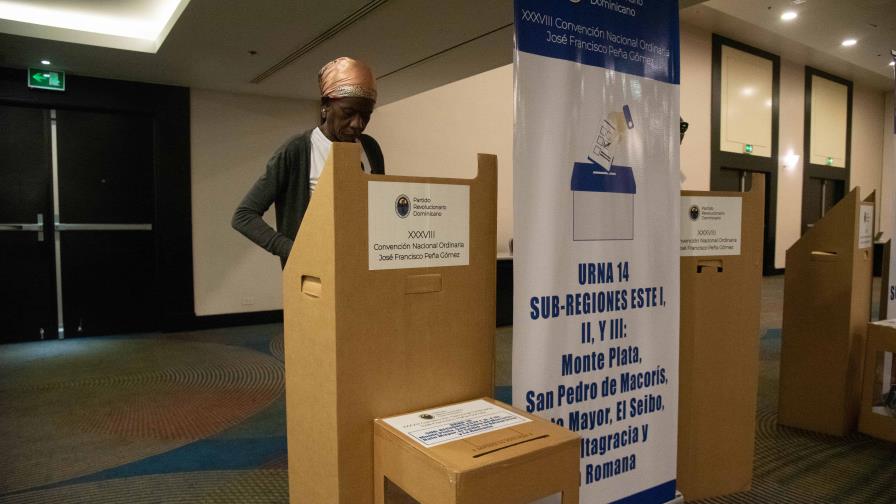 A horas de cerrar votaciones, PRD todavía no emite primer boletín de su convención