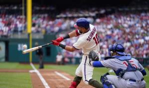 Nola y Schwarber llevan a Filis a paliza sobre Cachorros, para romper mala racha