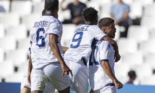 Edison Azcona: Me siento orgulloso de haber marcado un gol por mi país