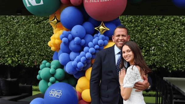 Alex Rodríguez muestra su orgullo por la graduación de su hija Natasha