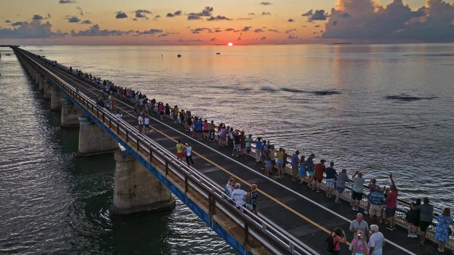 Activistas emiten recomendación de no viajar a Florida debido a “leyes hostiles”