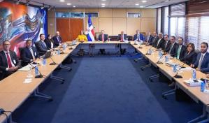 Misión del FMI rebaja a 4 % proyección de crecimiento de la economía dominicana y sugiere políticas fiscales