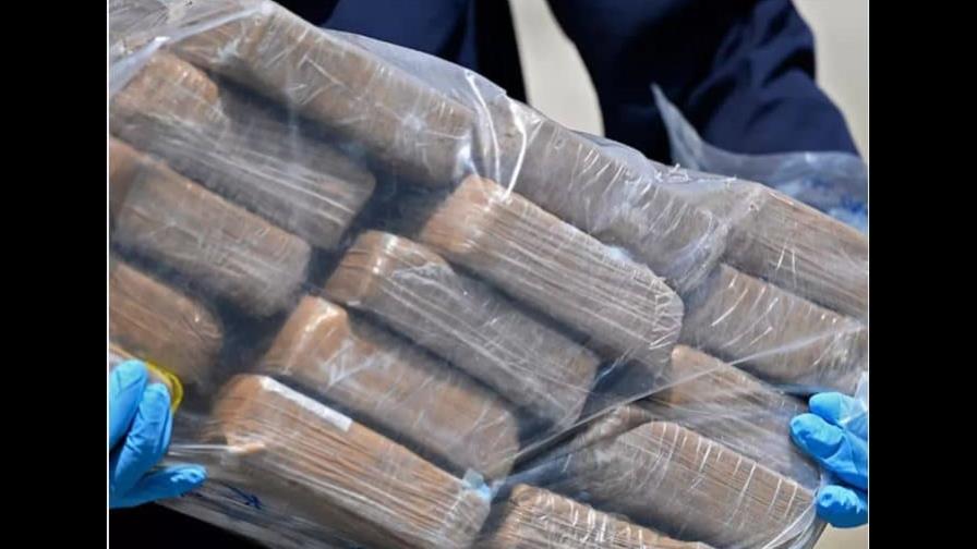 Capturan en el Pacífico colombiano a ecuatorianos con más de 1,300 kilos de cocaína