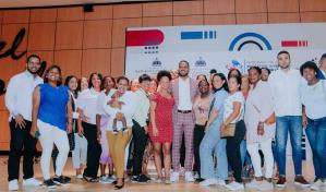 Ofrecerán facilidades para que madres solteras jóvenes sigan estudiando