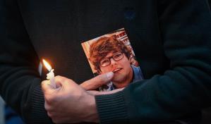 La familia de hombre baleado por la polic&iacute;a durante una crisis mental recibe 19 millones de d&oacute;lares