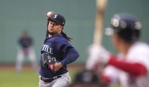 Luis Castillo ponchó 1,000 con menos entradas que Pedro Martínez