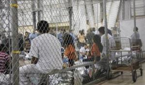 Corte en EE.UU. revierte el fallo que anuló una ley sobre deportación y considerada racista