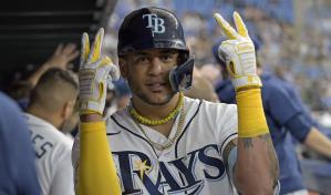 Siri, Arozarena, Raley jonronean y Rays superan a Azulejos