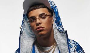 Detienen al urbano boricua Luar La L por posesión de drogas y armas