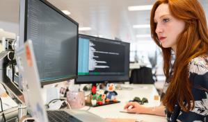 La apuesta por una semana laboral de 32 horas en EE.UU. vuelve al debate p&uacute;blico