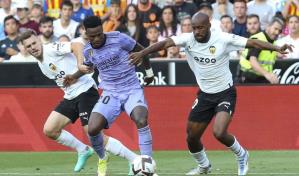 Un árbitro de video sustituido tras los incidentes en los que estuvo implicado Vinicius