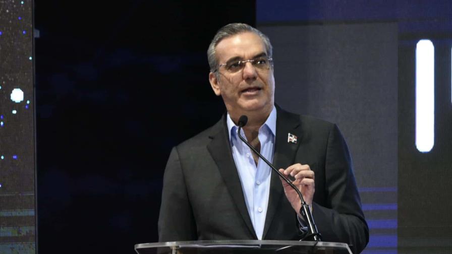 Abinader: Somos los primeros de la clase en transparencia