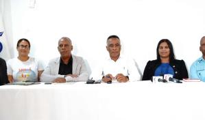 Federaci&oacute;n de padres denuncia que paros de la ADP politizan la educaci&oacute;n