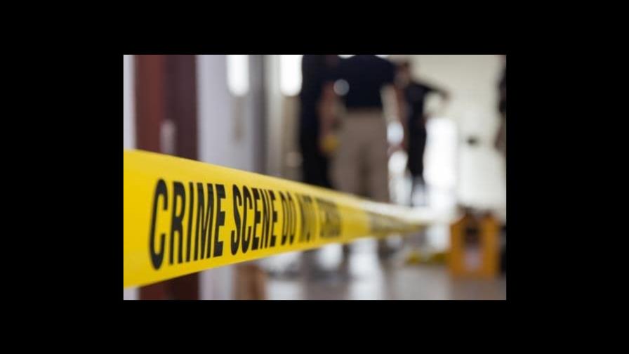 Cuatro miembros de una familia mueren en un tiroteo dentro de una casa móvil en Texas Cuatro miembros de una familia mueren en un tiroteo dentro de una casa móvil en Texas