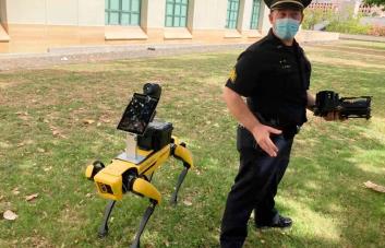 El Ayuntamiento de Los Ángeles aprueba que la policía use un robot con forma de perro