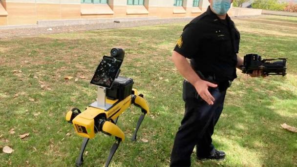 El Ayuntamiento de Los Ángeles aprueba que la policía use un robot con forma de perro