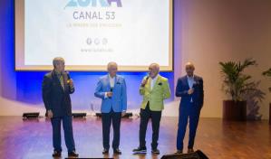 “Stand viejos” se presenta con éxito en Santiago