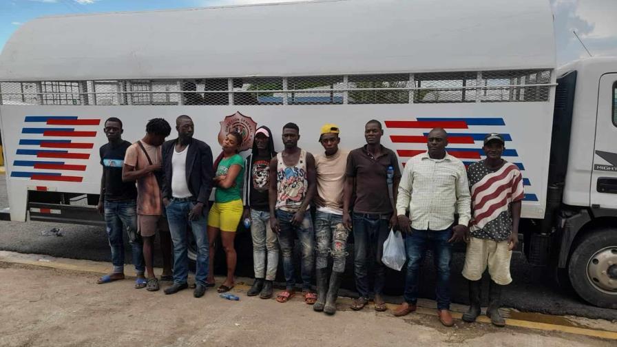 Migración deporta más de 4 mil extranjeros indocumentados, la mayoría haitianos