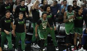 Los Celtics persiguen la hazaña de 2004 de los Medias Rojas