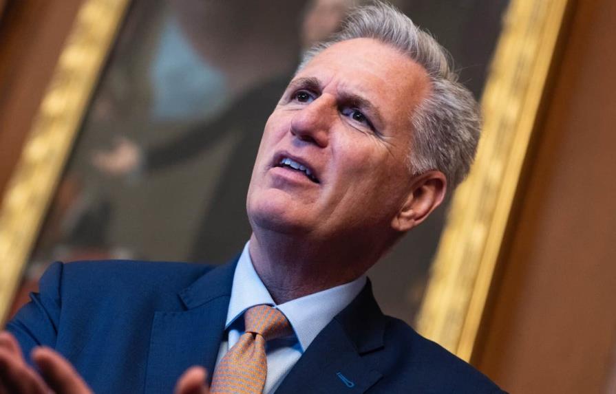 McCarthy presiona a Biden con el techo de deuda: Hay que gastar menos que el año pasado