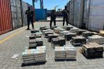 Autoridades confiscan 728 paquetes de droga en el Puerto Multimodal Caucedo Autoridades confiscan 728 paquetes de droga en el Puerto Multimodal Caucedo