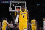 Lakers esperan que LeBron James continúe jugando después de ser eliminados