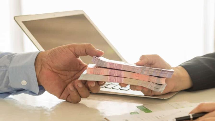 Cartera de créditos de la banca múltiple aumentó 15.6 % en el primer cuatrimestre del 2023 Cartera de créditos de la banca múltiple aumentó 15.6 % en el primer cuatrimestre del 2023