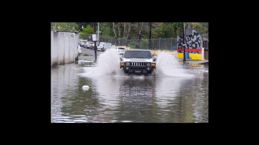 COE coloca a 18 provincias en alerta amarilla; lluvias seguirán hasta el martes