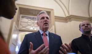 Republicanos empujan al borde del precipicio el diálogo sobre la deuda de EE.UU.