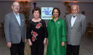 Adovohs realiza un cóctel a las directivas de voluntariados, instituciones y colaboradores por su 50 aniversario