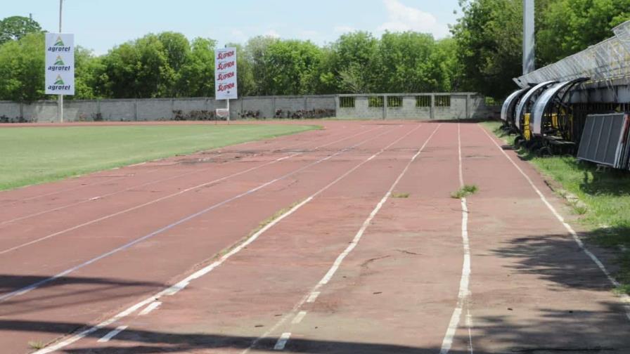Pista de Moca va en camino de reparación;  luego la del Estadio Olímpico del COJPD