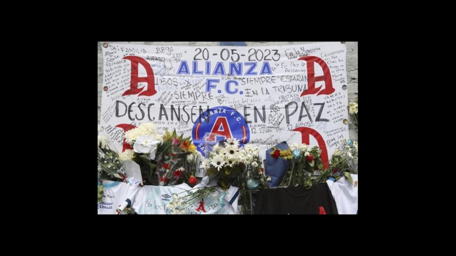 Tras estampida que dejó 12 muertos, se da por finalizada la campaña del fútbol salvadoreño