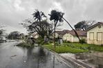 El tifón Mawar deja un sendero de destrucción en Guam El tifón Mawar deja un sendero de destrucción en Guam