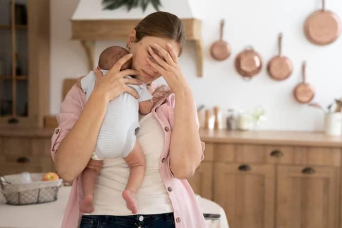 Lo que callan las madres: verdades sobre la maternidad de las que pocas hablan