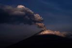 Popocatépetl, el volcán cerca de Ciudad de México que ruge y echa cenizas