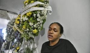 Madre de víctima de balacera en Los Frailes dice delincuentes la amenazan para que retire denuncia