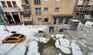 Una intensa granizada provoca inundaciones en Girona, España