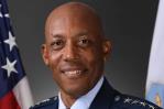 Biden nombra a Charles Brown como nuevo jefe del Estado Mayor Conjunto de Estados Unidos