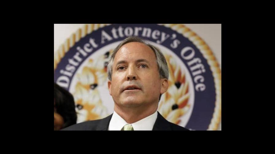 Legisladores de Texas recomiendan juicio político contra el fiscal general del estado, Ken Paxton