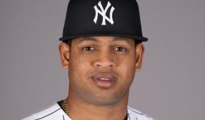 Yanquis convocan a pitcher dominicano Randy Vásquez para que debute en las mayores
