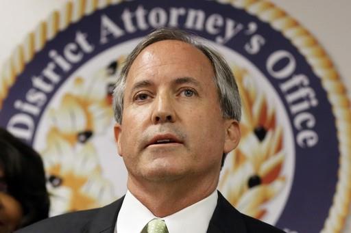 Fiscal general de Texas pide a partidarios manifestarse contra posible juicio político en su contra
