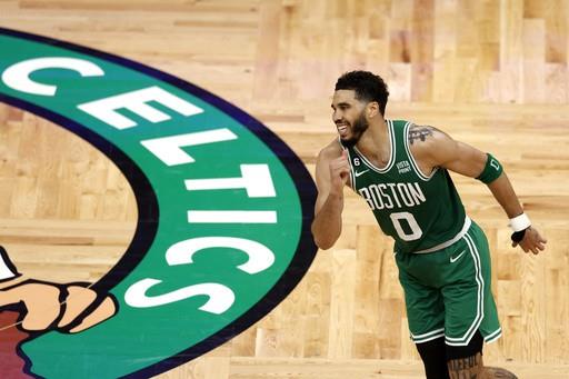 Heat mantiene la ventaja en las finales del Este, pero Celtics podrían hacer historia