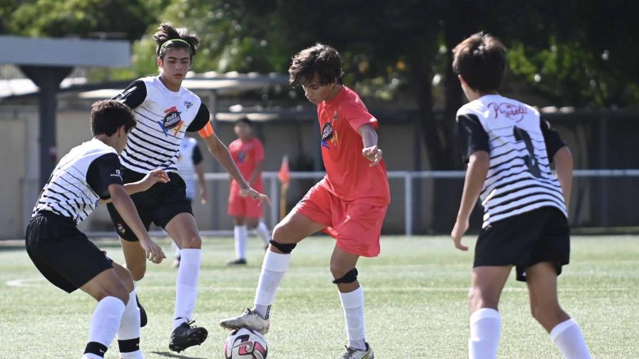 La Salle vence a St. Michaels y pasa a la final de la zona sureste La Salle vence a St. Michaels y pasa a la final de la zona sureste