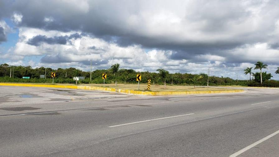 Dos turistas resultan lesionadas en accidente de tránsito en el Boulevard Turístico del Este